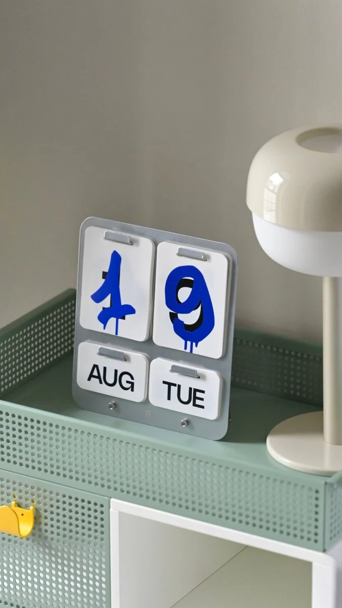 PERPETUAL CALENDAR - Image 3